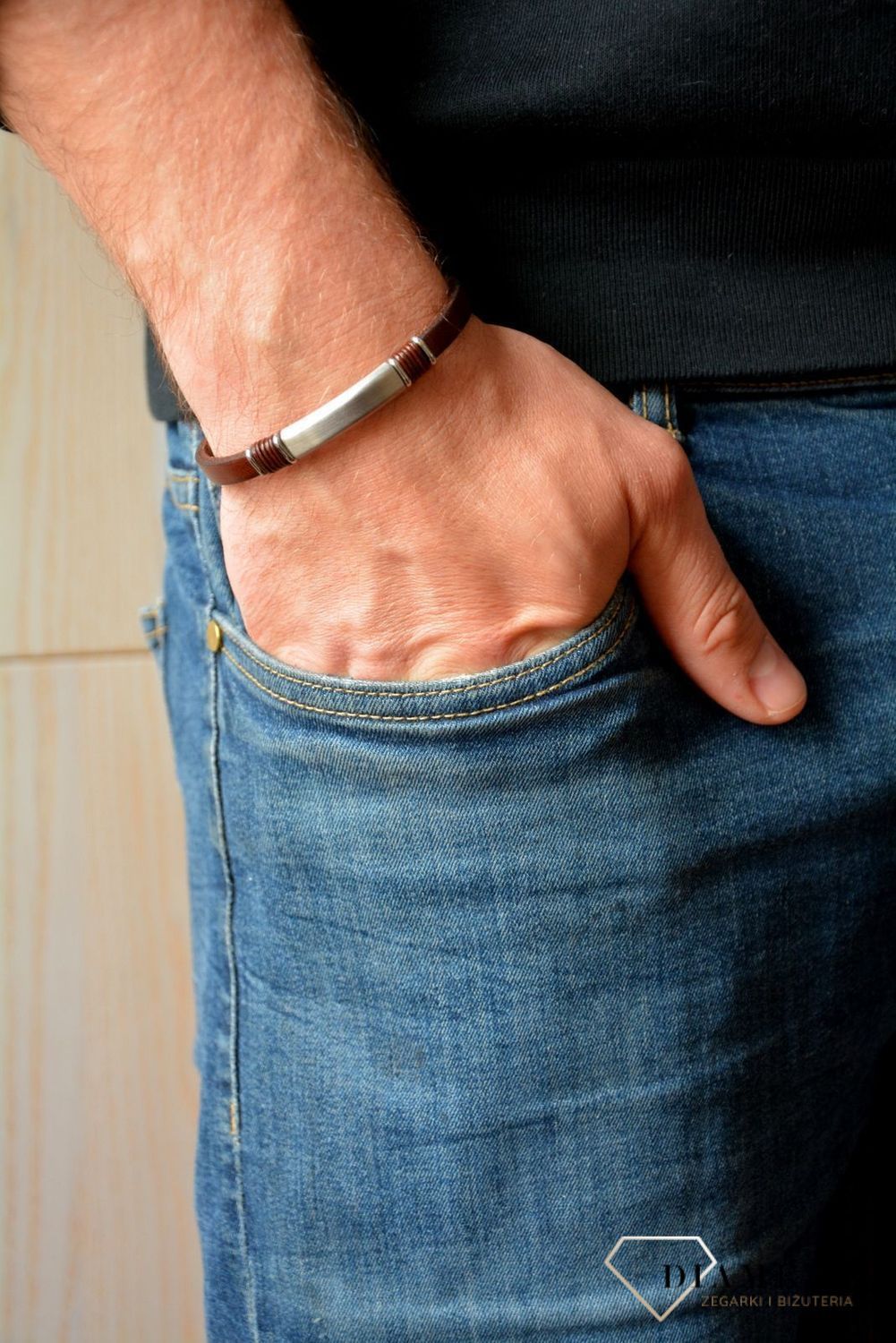 Bransoletka dla mężczyzny Dall'Acqua 'Brązowa skóra'v.jpg